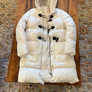 Women’s Bernardo Water Resistant puffer coat small